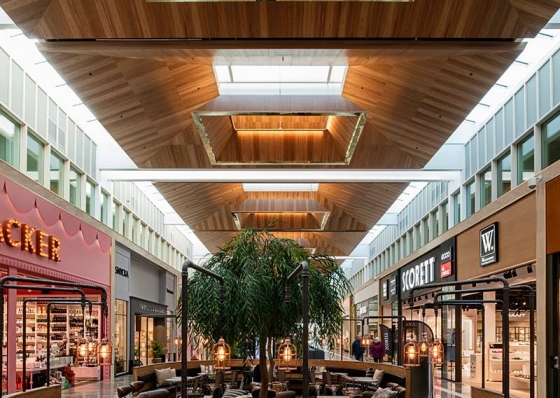 lampshades-wooden-panels-kongahalla